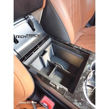 Chery Tiggo 8 Pro Kolçak Organizer-3 Bölmeli Avantgarde Modellere Uyumlu Değildir