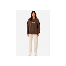 Herkesemoda Joy Baskı Detaylı Şardonlu 2 İplik Bisiklet Yaka Sweatshirt Kahverengi