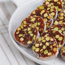 Bulutlar Kuruyemiş Bol Antep Fıstıklı Cezerye 2000 Gr