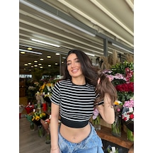 Siyah Çizgili Manşet Detay T-shirt Çok Renkli