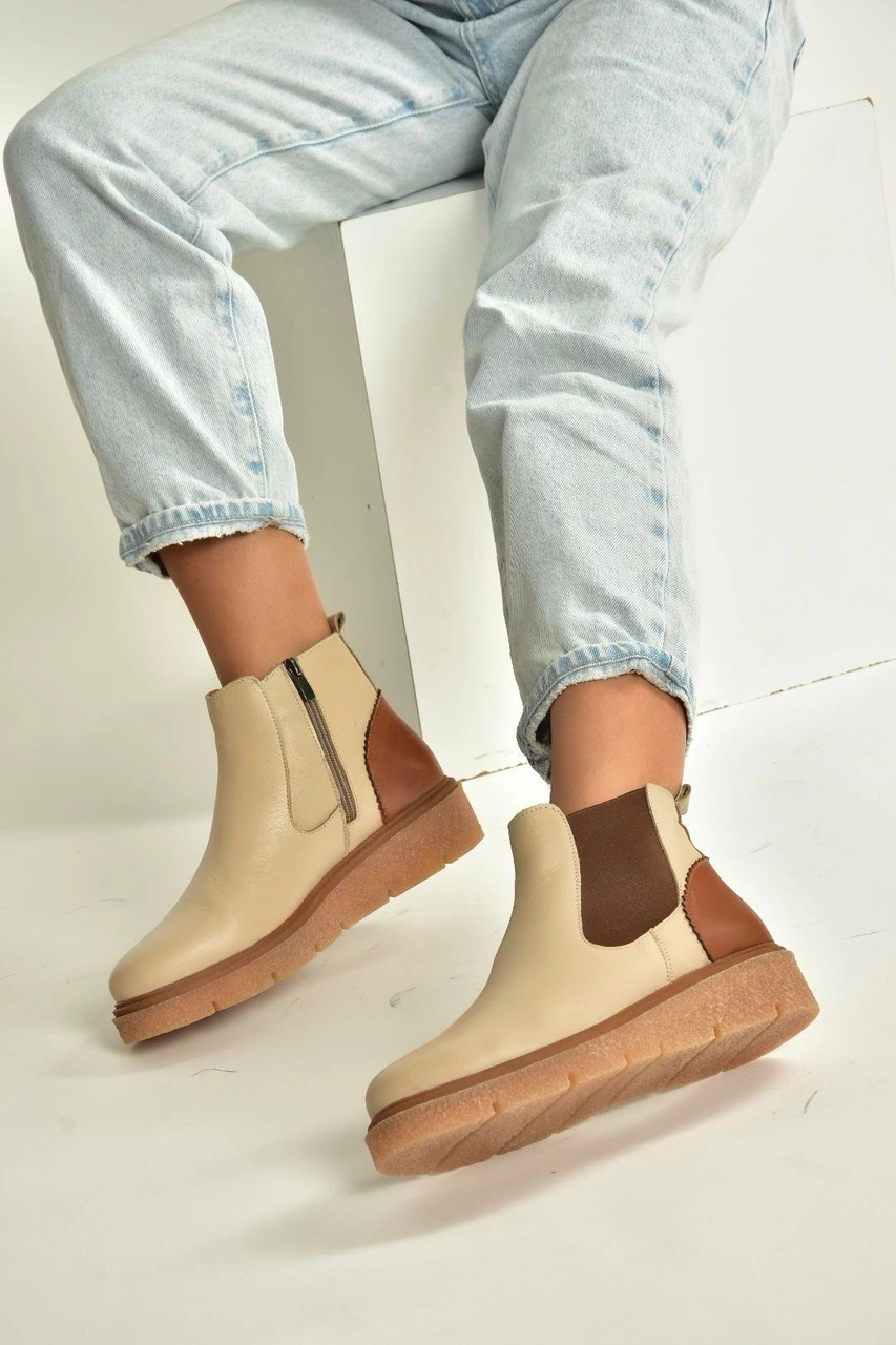 V555115103 Bej Hakiki Deri Kalın Tabanlı Kadın Bot Bej-hakiki Deri