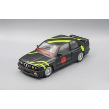 Hobiez World 1:24 Ölçekli Lisanslı Metal BMW M3 Kapıları ve Kaputu Açılabilir Model Araba Siyah