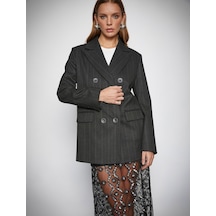 Koton Melis Ağazat X Koton - Oversize Kruvaze Blazer Ceket Çizgili 3wak50052ew 3WAK50052EWCS5 Gri