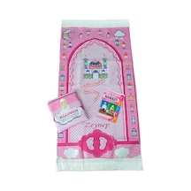 Çantalı Kız Çocuk İsimli Seccade, Tesbih, Namaz Öğreniyorum Kitabı Seti Pembe