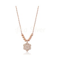 Kuyumcudukkani Beyaz Taşlı "kartanesi" Figürlü Kolye-20650-r-w Rose Gold