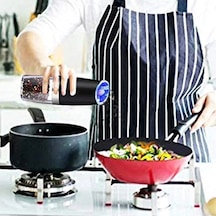 Novahub Pratik Otomatik Baharat Değirmeni - Eğimle Çalışan, Ayarlanabilir Öğütme, Büyük Kapasiteli Siyah Siyah