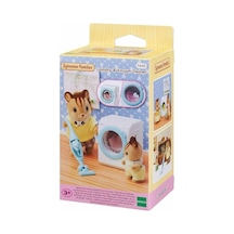 5445 Sylvanian Families Çamaşır Makinesi Ve Süpürge +3 Yaş Figür Dahil Değil Standart