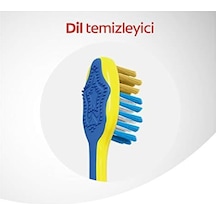 Minions 6+ Yaş Vakumlu Yapışkan Sap Ekstra Yumuşak Çocuk Diş Fırçası Açık Ahşap
