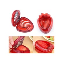 Sones Mutfak Aleti Plastik Çilek Dilimleyici Meyve Bıçağı Paslanmaz Çelik Bıçaklı Kırmızı