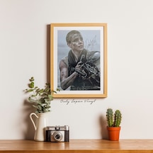 Charlize Theron Mad Max 20x30 Cm Boyutunda El İmzalı Fotoğraf Öm