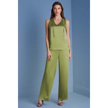 V Yaka Yeşil Saten Bluz Yeşil