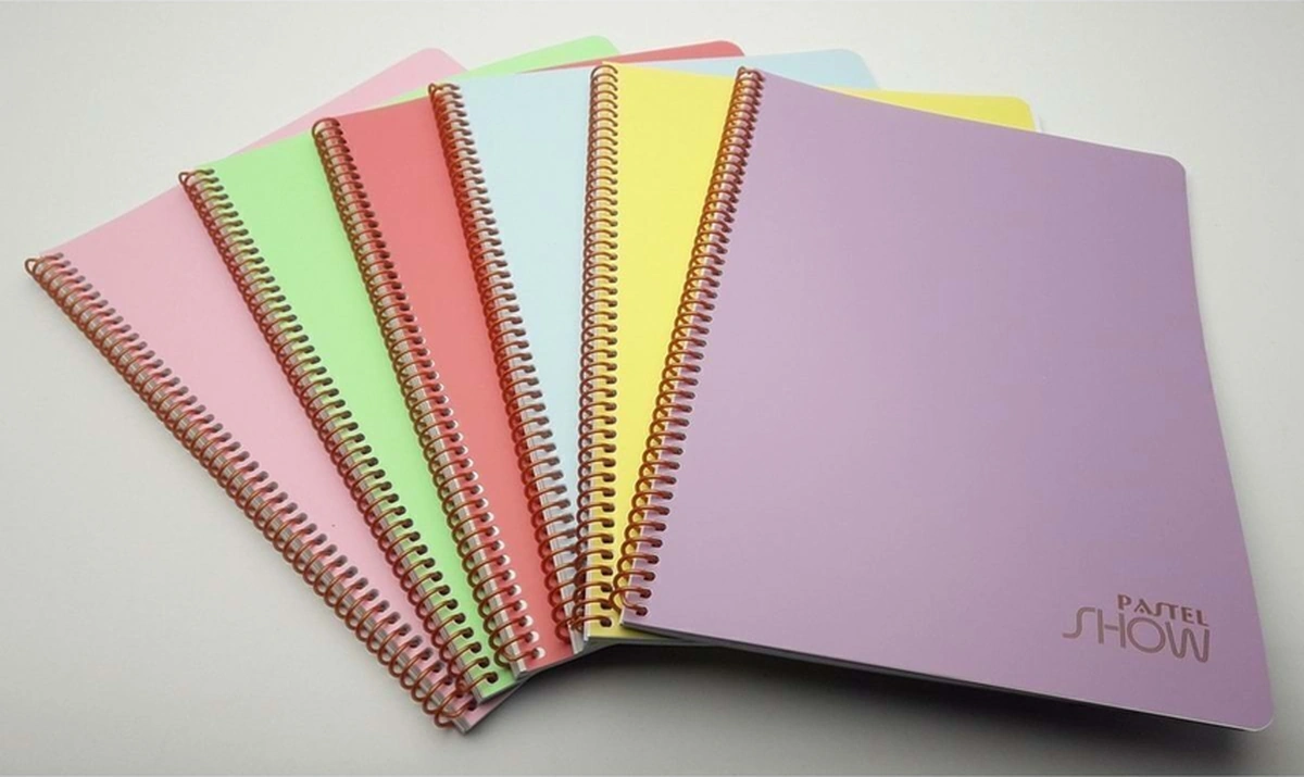 A4 96 Yaprak Çizgili Spiralli Plastik Kapaklı Pastel Show Defter 4 Adet