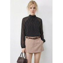Shade Kadın Puantiyeli Dik Yaka Pelerin Kesim Prenses Kol Astarlı Şifon Bluz 0972 60283966 - Acı Kahve Çok Renkli