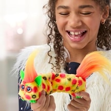Furby Dj Furblets Pepp-oh-roni Mini Elektronik Peluş Oyuncak, Komik Gerilebilir Ses Efektleri Ve Müzik, Furbish, Pizza Renkleri Konuşuyor 000 Açık Krem