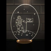 Astronot Led Gece Lambası Ahşap Taban 7 Farklı Işık Renkli