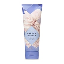 Bath & Body Works One İn A Million Shea İçeren Vücut Kremi 226gr