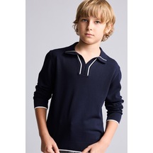 Defacto Regular Fit Apaş Yaka Şerit Detaylı Triko Kazak Erkek Çocuk I0394a826wnnv241 Lacivert-nv241