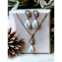 Oval Kristal Taşlı Mayorka İnci Kolye Ve Mayorka İnci Küpe Seti Beyaz