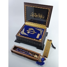 Kişiye Özel Ahşap Kutulu Koyu Mavi Kadife Kuranı Kerim Hafız Boy-Sarı Kutu-