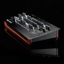 Korg Mınılogue Xd-m 4 Sesli Polifonik Analog Synthesizer - Siyah