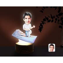 Kişiye Özel Erkek Kaptan Karikatürlü Dekoratif 3D Biblo Led Işıkl