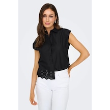 Only Kadın Onllou Etek Ucu Dantelli Düğmeli %100 Pamuk Gömlek 15342569 Siyah Siyah Only Kadın Onllou Etek Ucu Dantelli Düğmeli %100 Pamuk Gömlek 15342569 Siyah Siyah