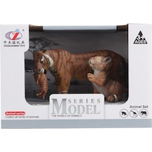 Animal World Kaplan Ve Yavrusu