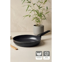 Gigilli Cristel Titanyum Tava 24 Cm Diğer