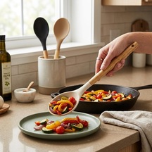 30 Cm Bambu Saplı Silikon Servis Kaşığı, Derin Hazneli Yemek Kaşığı, Makarna Sebze Pilav Ve Günlük Servis İçin Mutfak Kaşığı, Askı Delikli, 3 Renk Asorti Karışık Gönderim