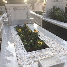 Asenya Mezar Taşı 20 Kg 2-4 Cm Beyaz Dolomit Taş Dere Çakıl Taşı Bahçe Süs Taşı Mezar Süsleme Taşı