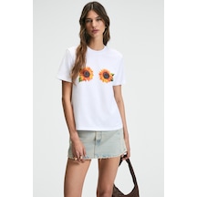 Ethıquet KARIVA Kadın Bisiklet Yaka Kısa Kollu Ön Baskı Detaylı Regular Fit Beyaz / Desenli T-Shirt