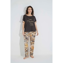 Monamise Kadın Desenli Kısa Kollu "less Mondey More Coffee" Pijama Takımı 23105 Mor Monamise Kadın Desenli Kısa Kollu "less Mondey More Coffee" Pijama Takımı 23105 Mor