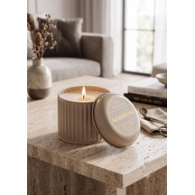 The Mia Calm Sandal Ağacı Kokulu Kahve Kapaklı Mum 600 Gr Beyaz