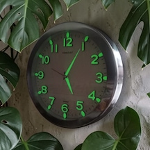 Fosforlu Karanlıkta Parlayan 3d Krom Çerçeveli Sessiz Akar Saniye Duvar Saati Çap 26 Cm