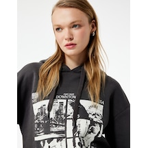 Koton Şardonlu Uzun Kollu Kapüşonlu Baskılı Oversize Sweatshirt Antrasit 6wal10152ık Antrasit