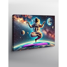 Kanvas Tablo Uzayda Meditasyon Yapan Astronot