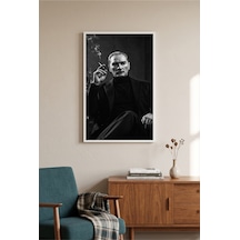 Beyaz Ahşap Çerçeveli Siyah Beyaz Portre Atatürk Duvar Tablosu Tekli Set Klasik Portre Desenli Modern Dekorasyon Kabartma Görünümlüdür Beyaz