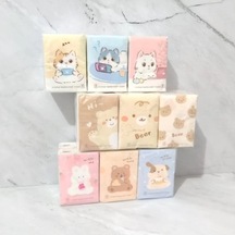 Sevimli Figürlü Çocuk Mendili 9'lu Paket Renkli