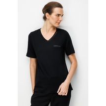 Desen Triko Kadın V Yaka Cebi Saten Şeritli Penye T-shirt 26828 Siyah Siyah