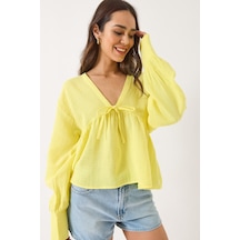 Shade Kadın V Yaka Bağlama Detaylı Müslin Bluz 1003 60283051 - Sarı