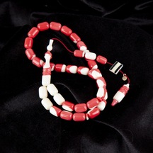 Kırmızı - Beyaz