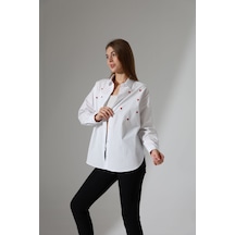 Corradeo Giyim Yeni Sezon Oversize Çizgili Poplin Kumaş Kalp Nakış Detaylı Apoletli Tasarım Gömlek Beyaz