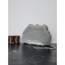 Fikriharika Design Gümüş Simli Pullu Metal Burslu Kadın El Çantası Gümüş - Gri