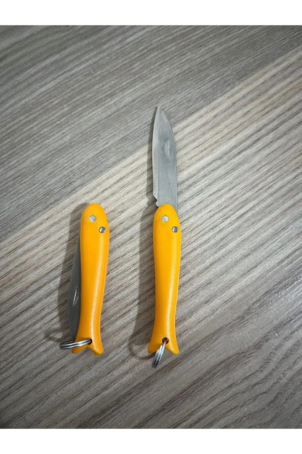 Koyu Sarı