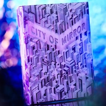 Tcc City Of Mirrors Premium Oyun Kağıdı Limited Edition Koleksiyonluk İskambil Kartları