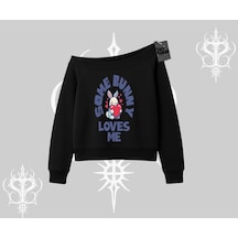 Kayık Yaka Sweatshirt Sevimli Tavşan Some Bunny Loves Me Baskılı Siyah