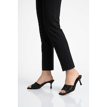 Siyah
