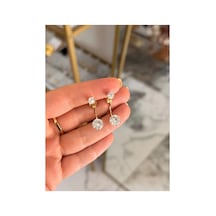 Tek Taş Model Gold Detaylı Tasarım Küpe Altın