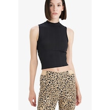 Defacto Slim Fit Dar Kesim Yarım Balıkçı Yaka Fitilli Kaşkorse Atlet C7703ax25spbk81 Siyah
