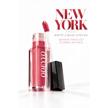 Matte Liqiud Lipstick - Amsterdam Nude, Flawless Matlık, Kalıcı Etki, Bulaşmayan Formül, Modern Mat Bitiş 001 Pink